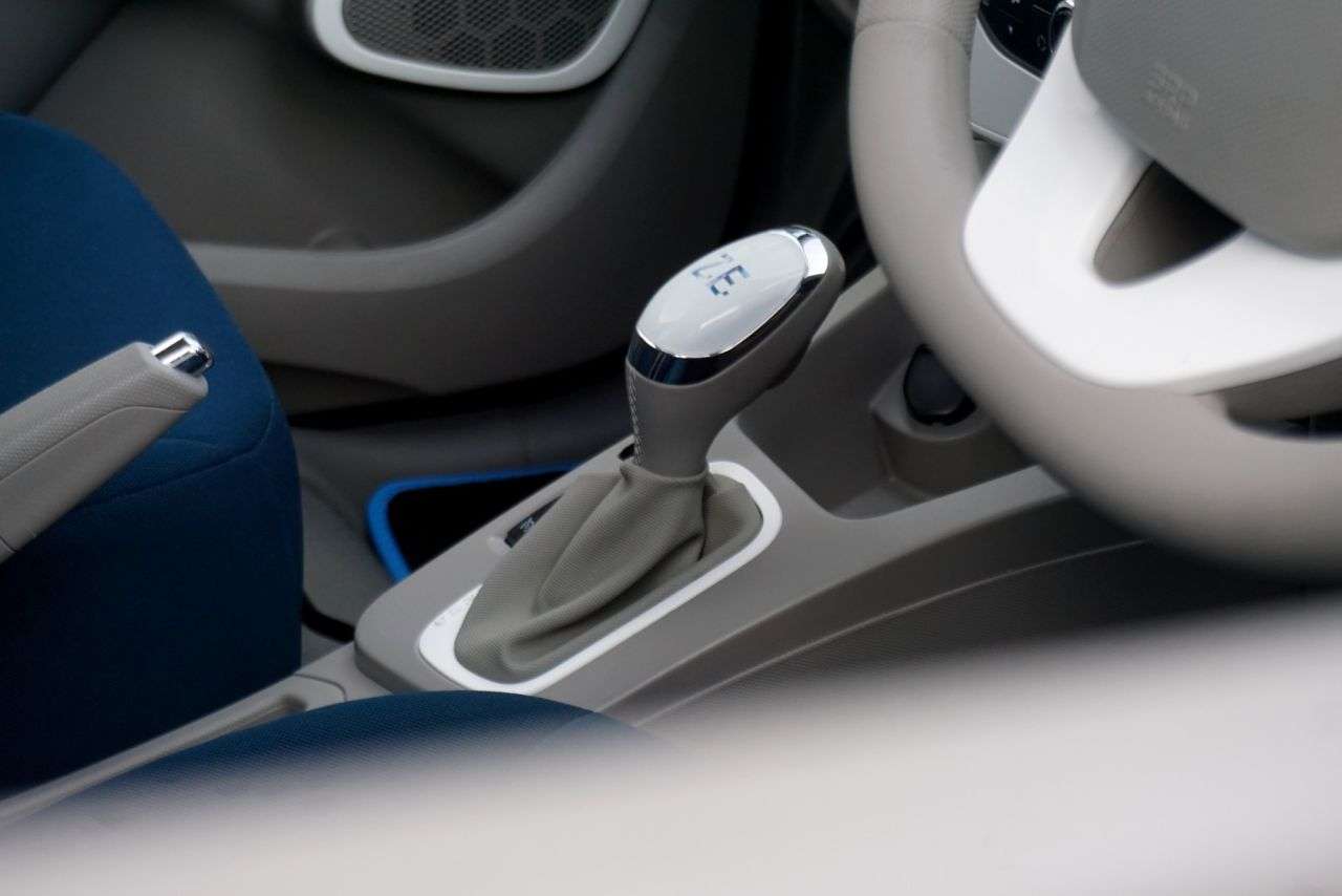 2014 RENAULT ZOE 2014 RENAULT ZOE