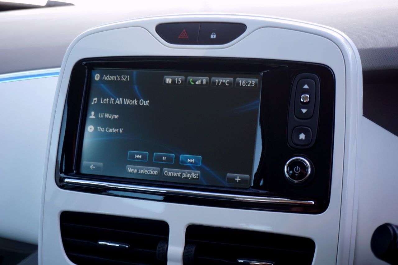 2014 RENAULT ZOE 2014 RENAULT ZOE