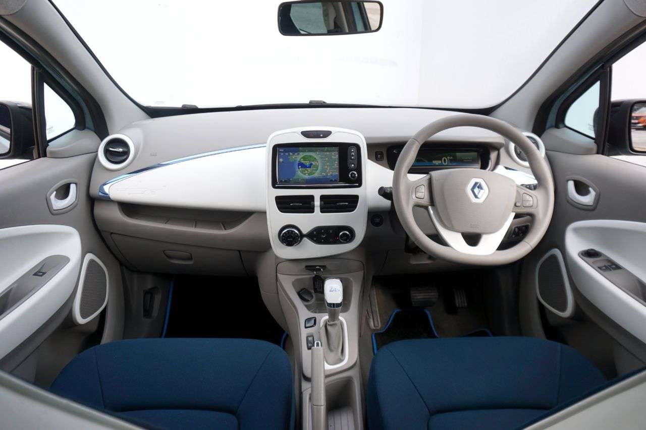 2014 RENAULT ZOE 2014 RENAULT ZOE