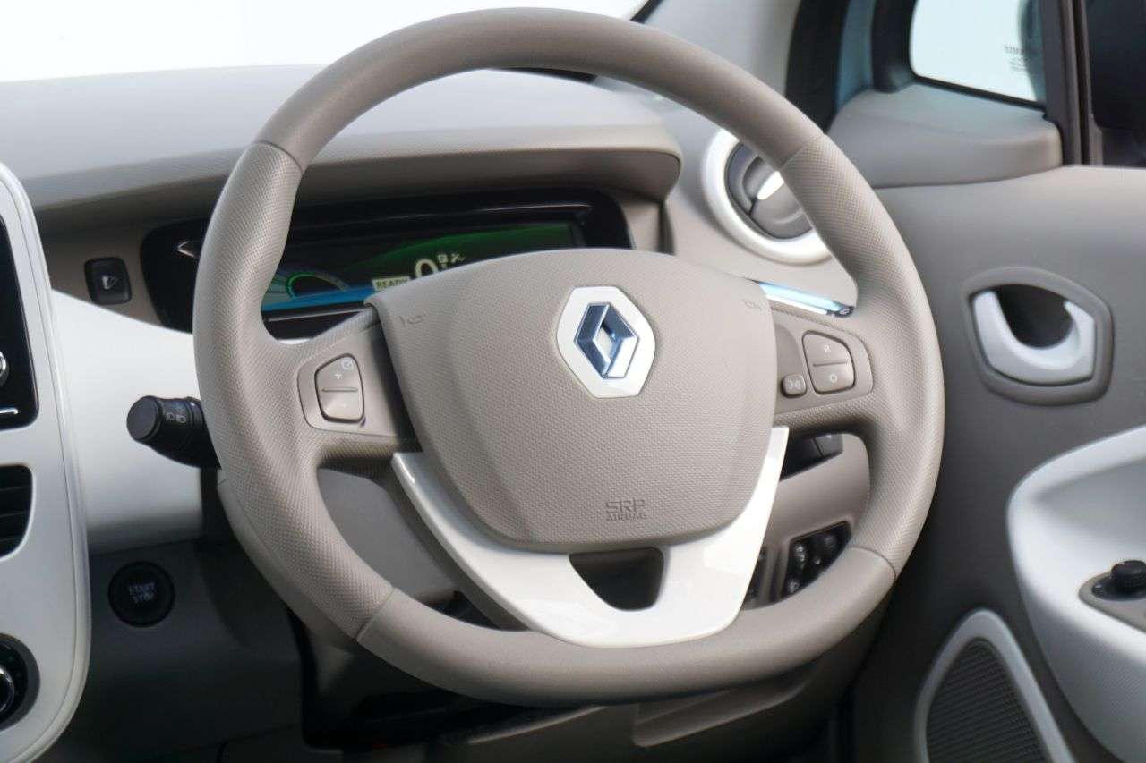 2014 RENAULT ZOE 2014 RENAULT ZOE