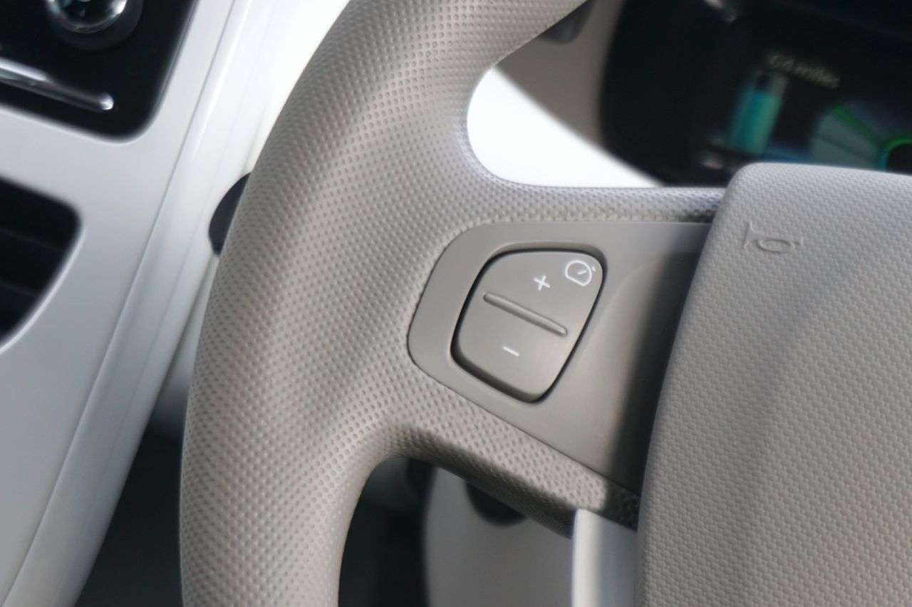 2014 RENAULT ZOE 2014 RENAULT ZOE