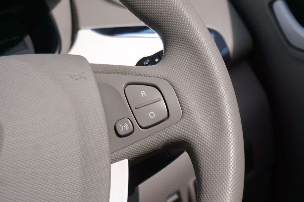 2014 RENAULT ZOE 2014 RENAULT ZOE