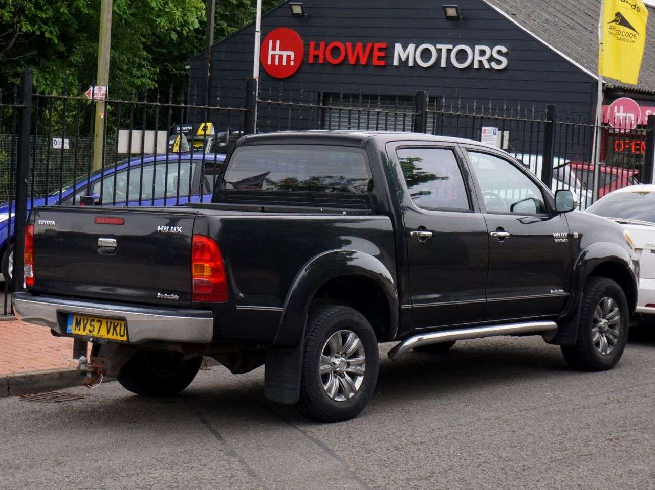 A 2007 TOYOTA HILUX 3.0 D-4D Invincible Pickup Diesel Manual 4WD 4dr - Just 38,024 Miles from N A 2007 TOYOTA HILUX 3.0 D-4D Invincible Pickup Diesel Manual 4WD 4dr - Just 38,024 Miles from N