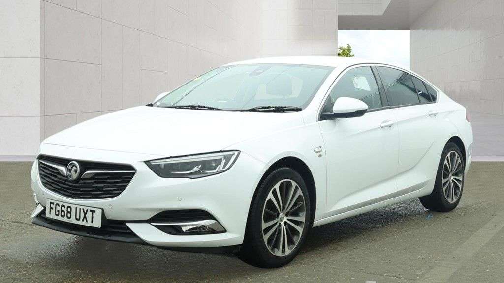 A 2018 VAUXHALL INSIGNIA 1.5i Turbo GPF Elite Nav Grand Sport Petrol Manual Euro 6 (s/s) 5dr - Just A 2018 VAUXHALL INSIGNIA 1.5i Turbo GPF Elite Nav Grand Sport Petrol Manual Euro 6 (s/s) 5dr - Just