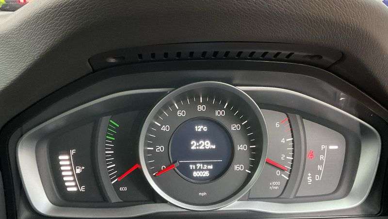 2013 VOLVO XC70 2013 VOLVO XC70