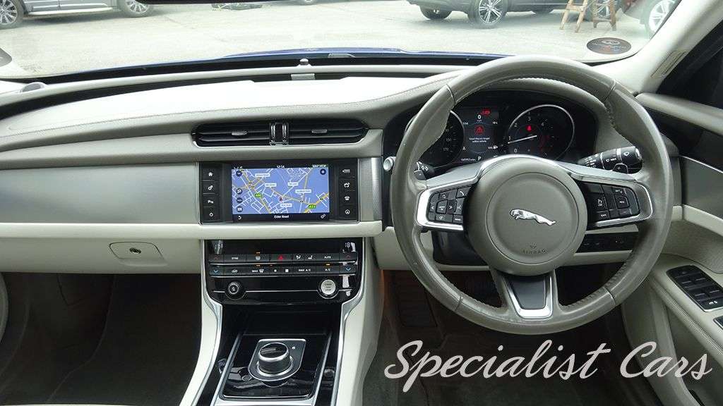 2017 JAGUAR XF 2017 JAGUAR XF