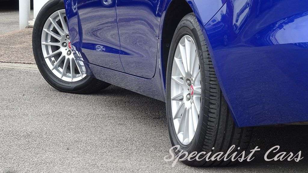 2017 JAGUAR XF 2017 JAGUAR XF