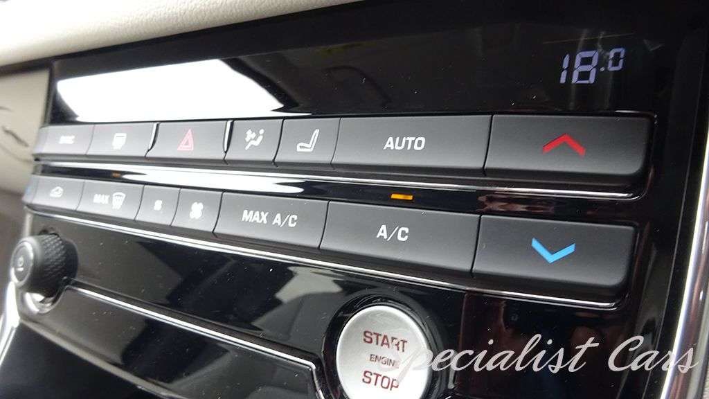 2017 JAGUAR XF 2017 JAGUAR XF