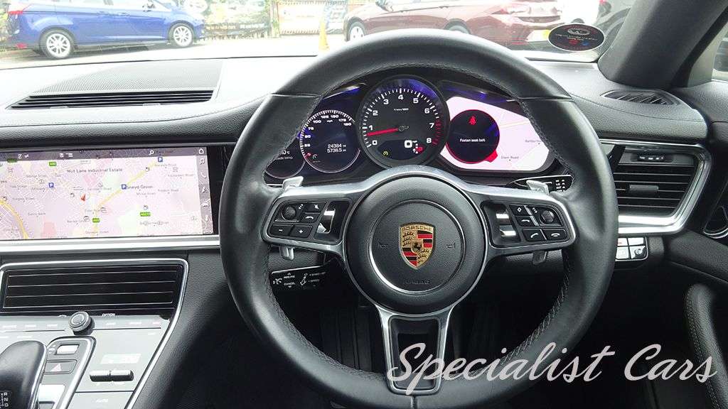2017 PORSCHE PANAMERA 2017 PORSCHE PANAMERA