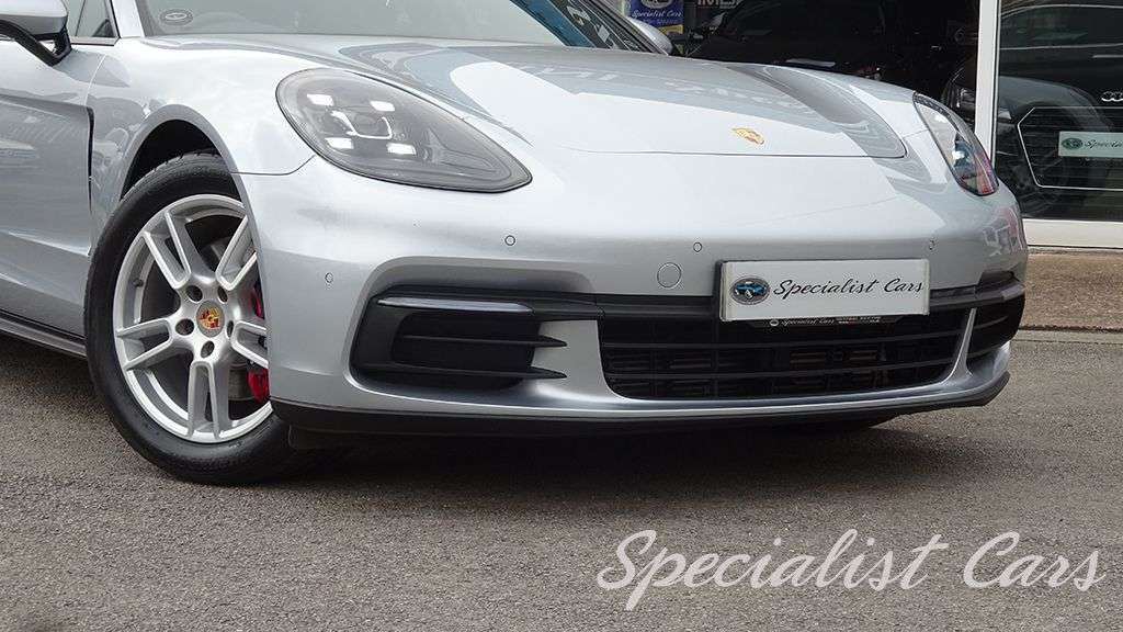 2017 PORSCHE PANAMERA 2017 PORSCHE PANAMERA