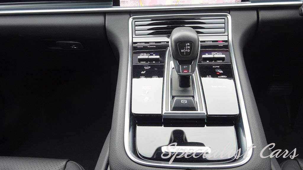 2017 PORSCHE PANAMERA 2017 PORSCHE PANAMERA