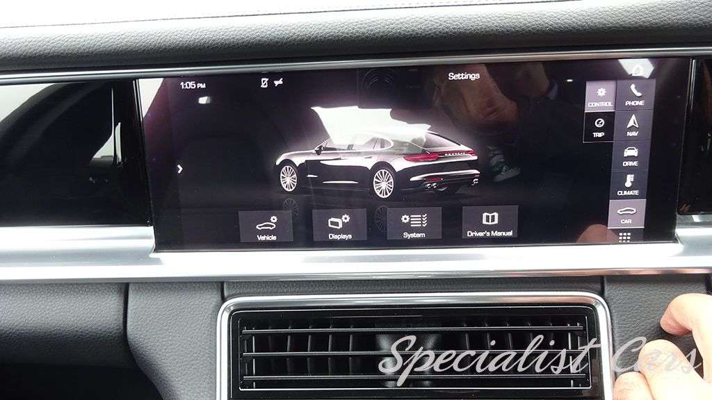 2017 PORSCHE PANAMERA 2017 PORSCHE PANAMERA