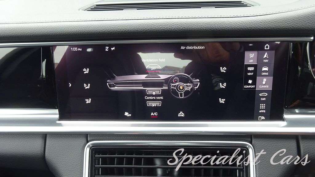 2017 PORSCHE PANAMERA 2017 PORSCHE PANAMERA