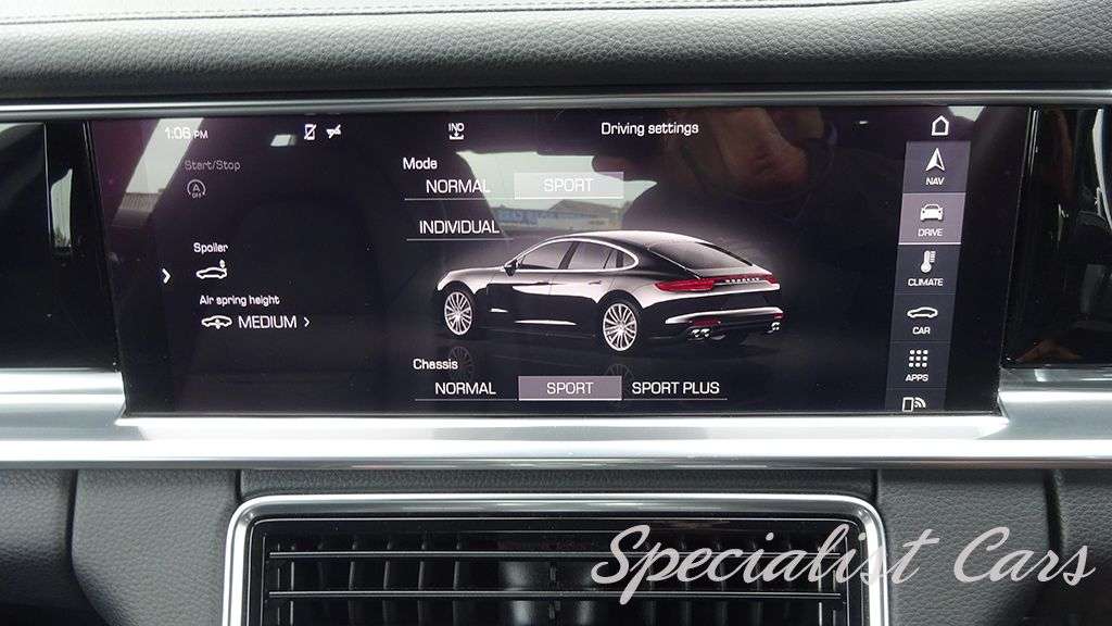 2017 PORSCHE PANAMERA 2017 PORSCHE PANAMERA