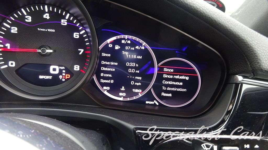 2017 PORSCHE PANAMERA 2017 PORSCHE PANAMERA