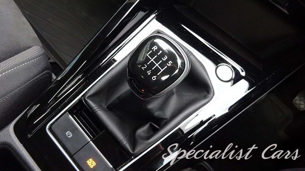 2022 VOLKSWAGEN GOLF 2022 VOLKSWAGEN GOLF