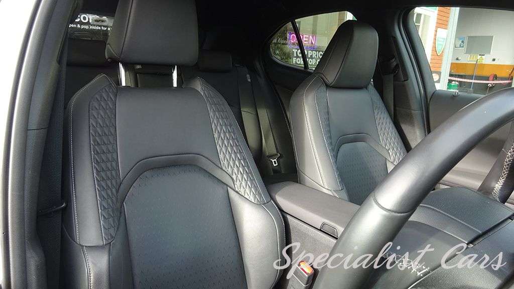 2021 LEXUS UX 2021 LEXUS UX