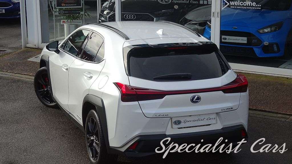 2021 LEXUS UX 2021 LEXUS UX