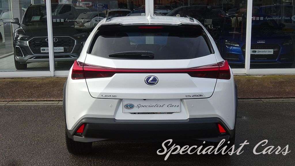 2021 LEXUS UX 2021 LEXUS UX