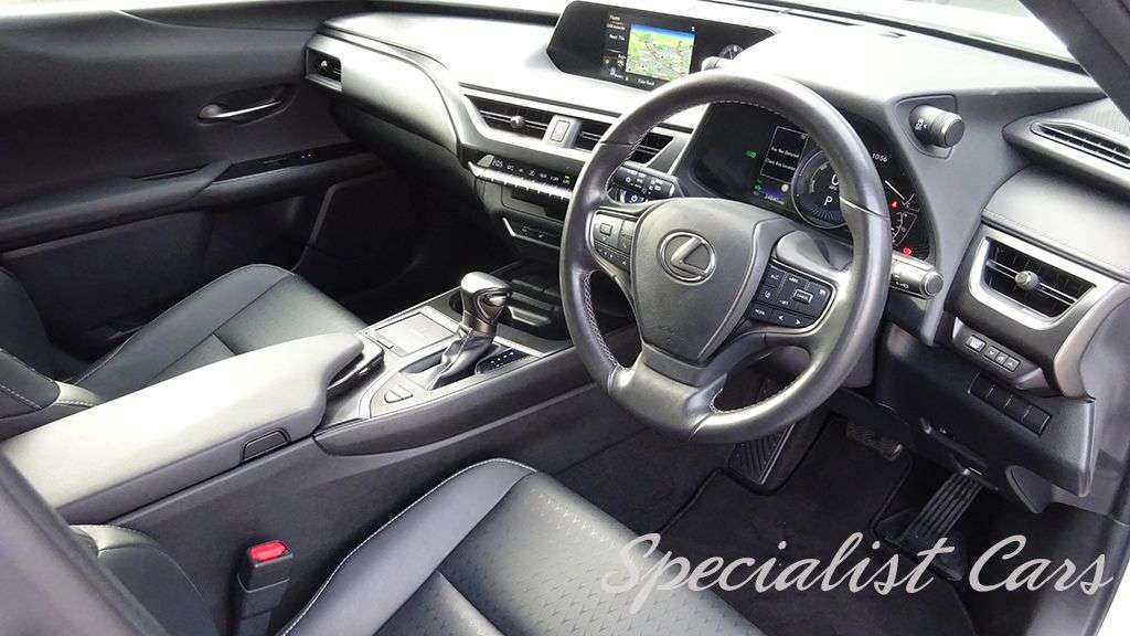 2021 LEXUS UX 2021 LEXUS UX