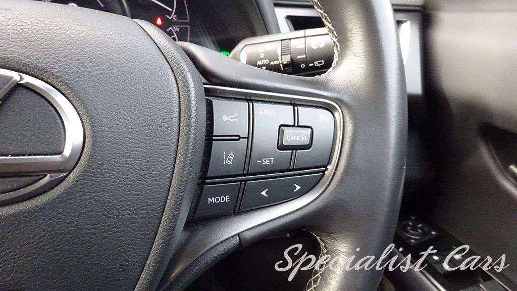 2021 LEXUS UX 2021 LEXUS UX