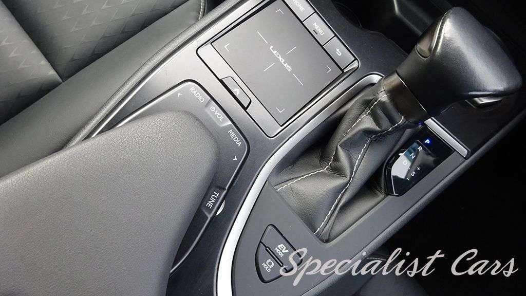 2021 LEXUS UX 2021 LEXUS UX