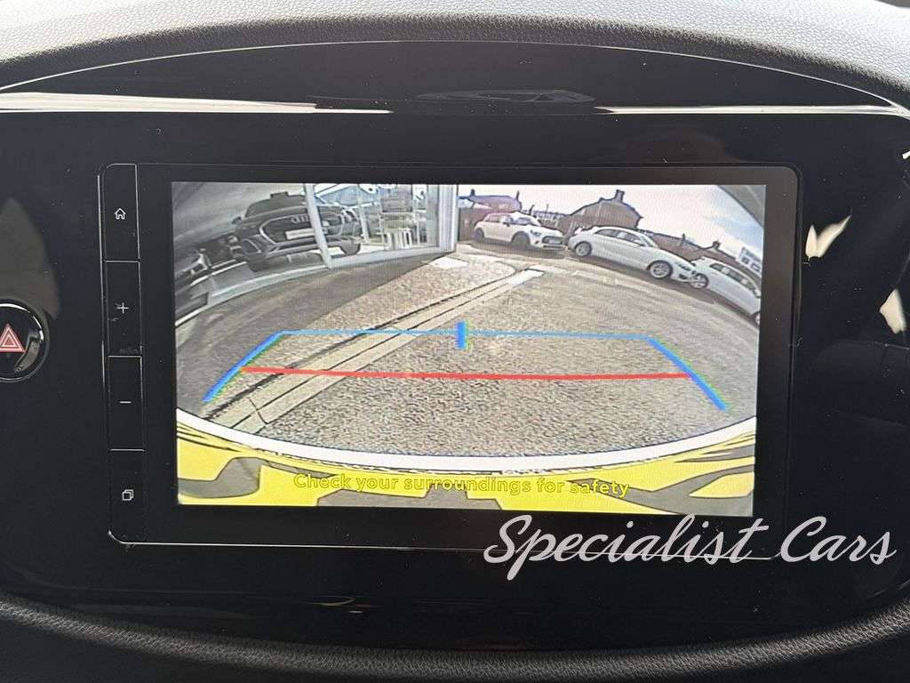 2024 TOYOTA AYGO X 2024 TOYOTA AYGO X