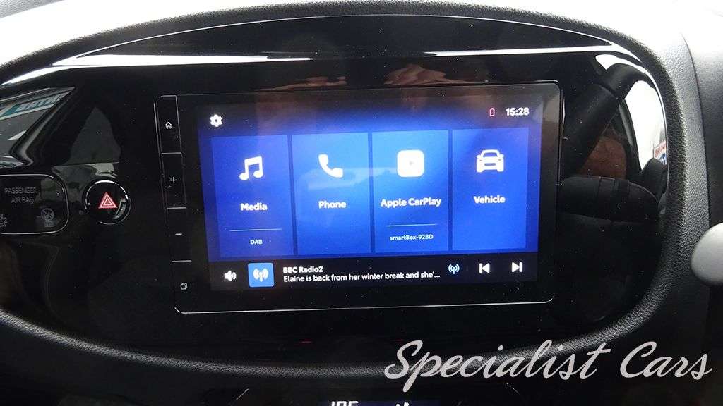 2024 TOYOTA AYGO X 2024 TOYOTA AYGO X