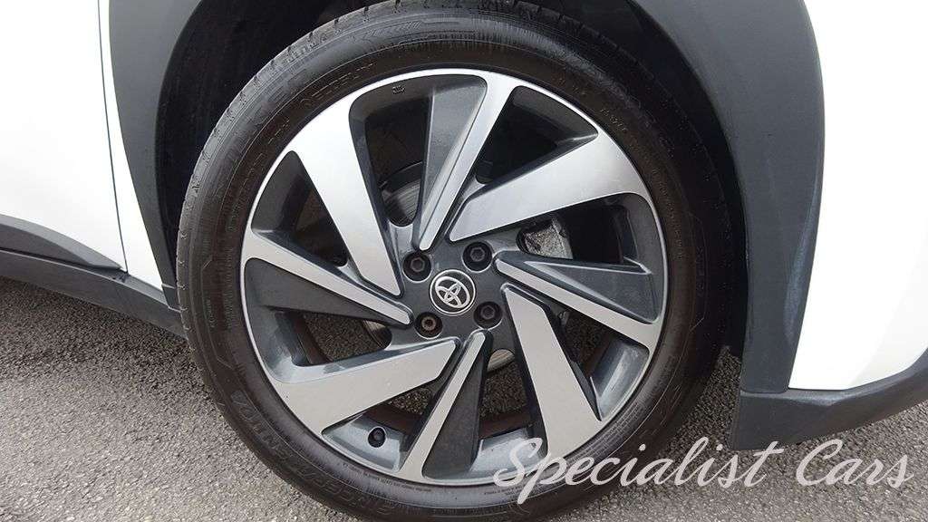 2024 TOYOTA AYGO X 2024 TOYOTA AYGO X