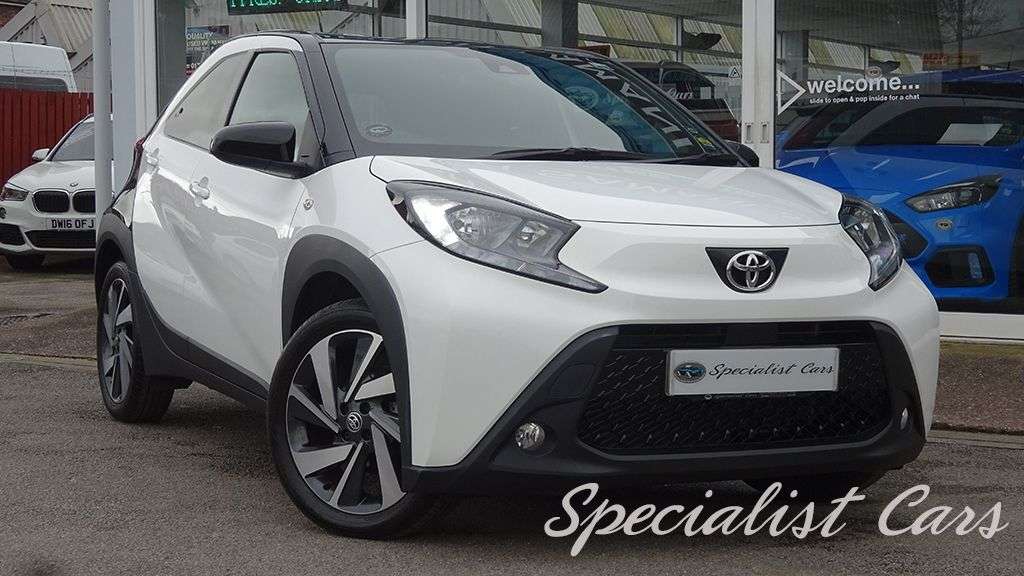 2024 TOYOTA AYGO X 2024 TOYOTA AYGO X