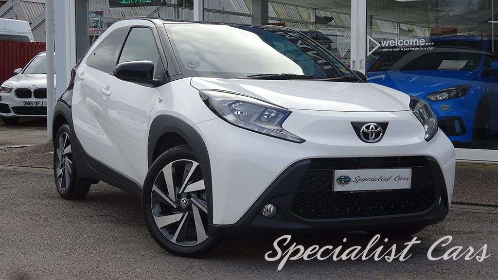 2024 TOYOTA AYGO X 2024 TOYOTA AYGO X