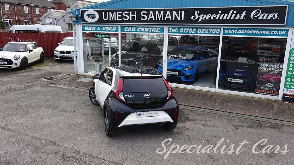 2024 TOYOTA AYGO X 2024 TOYOTA AYGO X