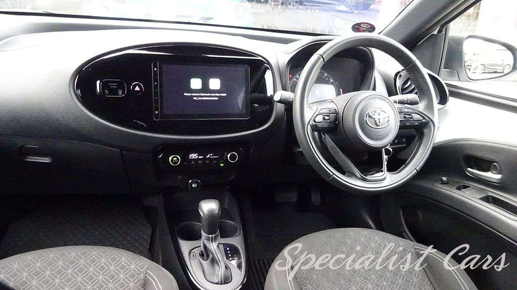 2024 TOYOTA AYGO X 2024 TOYOTA AYGO X
