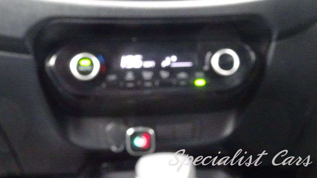 2024 TOYOTA AYGO X 2024 TOYOTA AYGO X