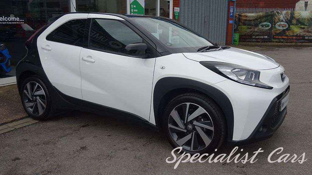 2024 TOYOTA AYGO X 2024 TOYOTA AYGO X