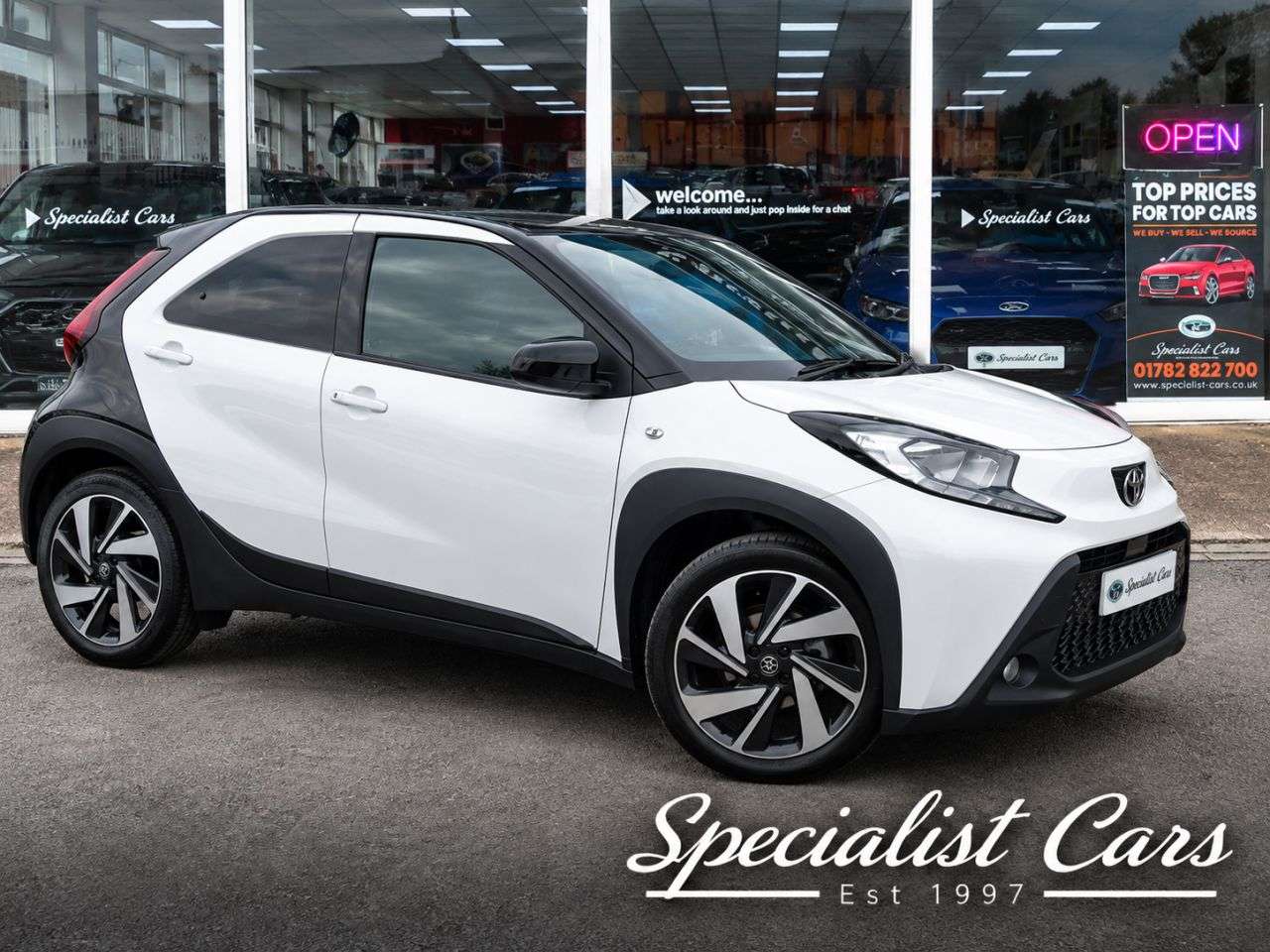 A 2024 TOYOTA AYGO X 1.0 VVT-i Edge Hatchback 5dr Petrol x-shift Euro 6 (s/s) (72 ps) A 2024 TOYOTA AYGO X 1.0 VVT-i Edge Hatchback 5dr Petrol x-shift Euro 6 (s/s) (72 ps)