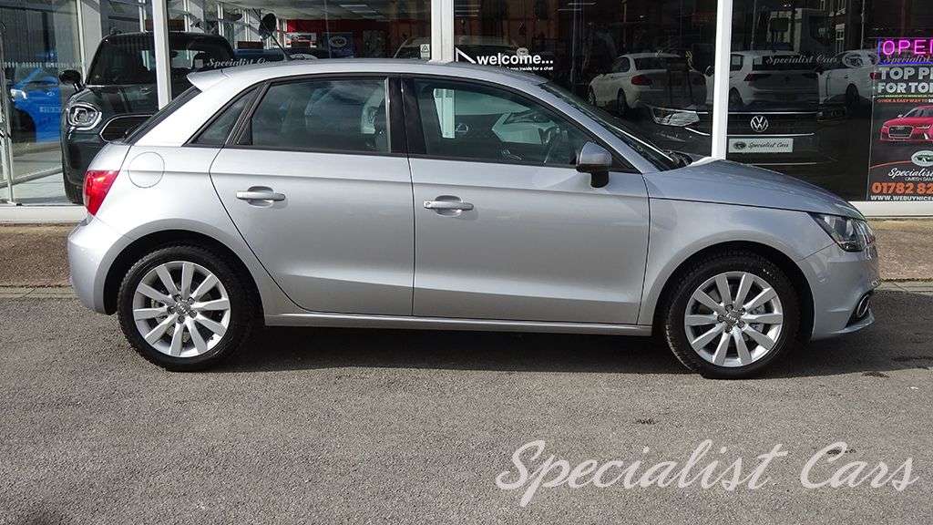 2014 AUDI A1 2014 AUDI A1