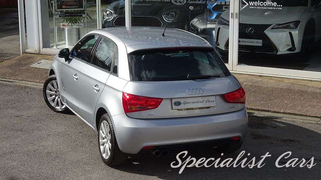 2014 AUDI A1 2014 AUDI A1