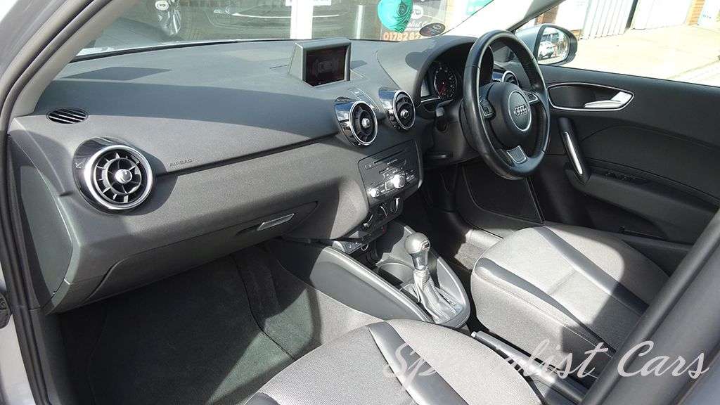 2014 AUDI A1 2014 AUDI A1