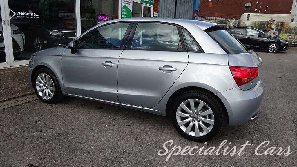 2014 AUDI A1 2014 AUDI A1