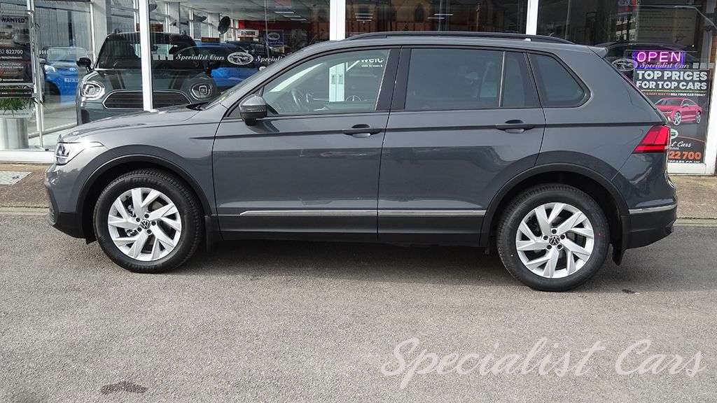 2022 VOLKSWAGEN TIGUAN 2022 VOLKSWAGEN TIGUAN