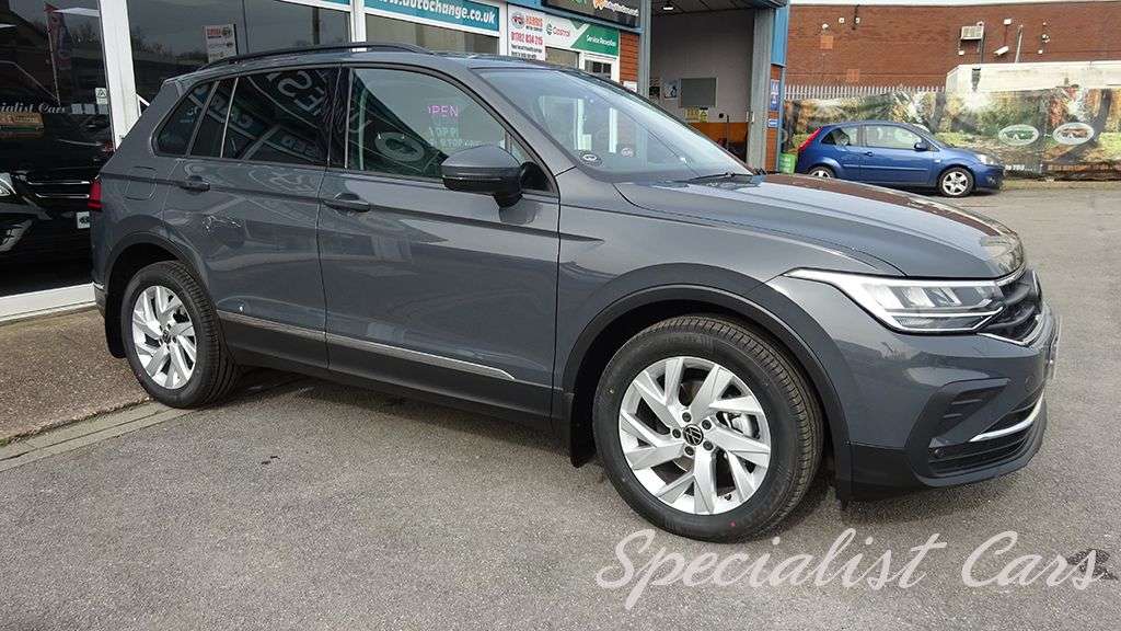 2022 VOLKSWAGEN TIGUAN 2022 VOLKSWAGEN TIGUAN