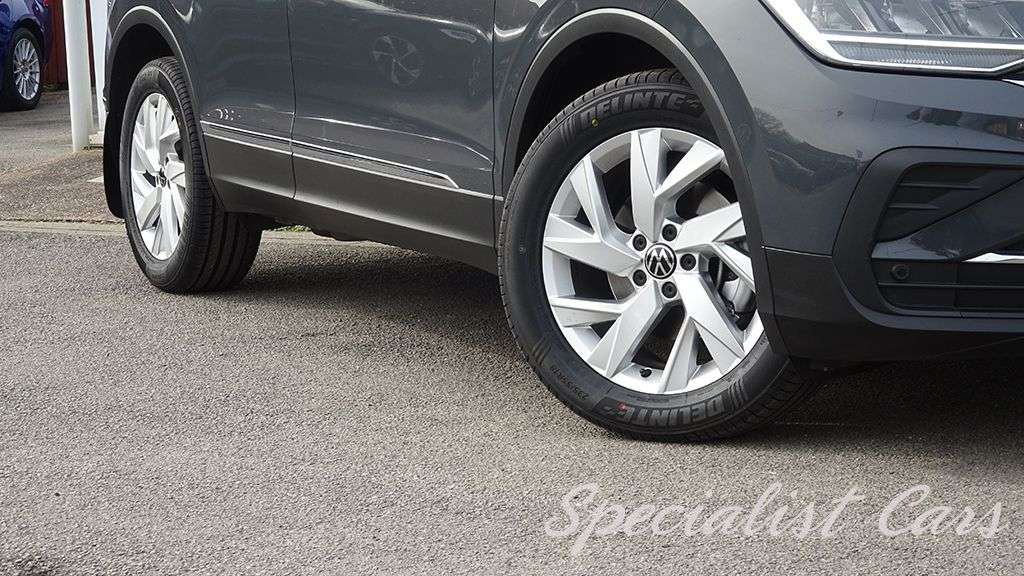 2022 VOLKSWAGEN TIGUAN 2022 VOLKSWAGEN TIGUAN