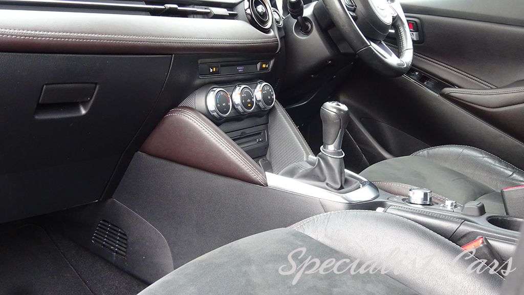 2017 MAZDA MAZDA2 2017 MAZDA MAZDA2