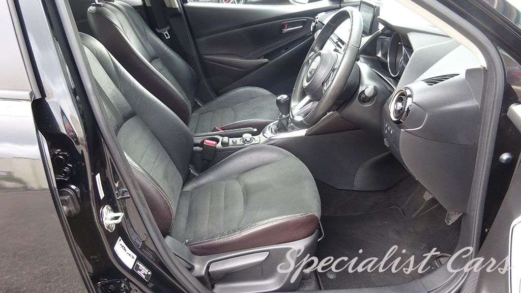 2017 MAZDA MAZDA2 2017 MAZDA MAZDA2