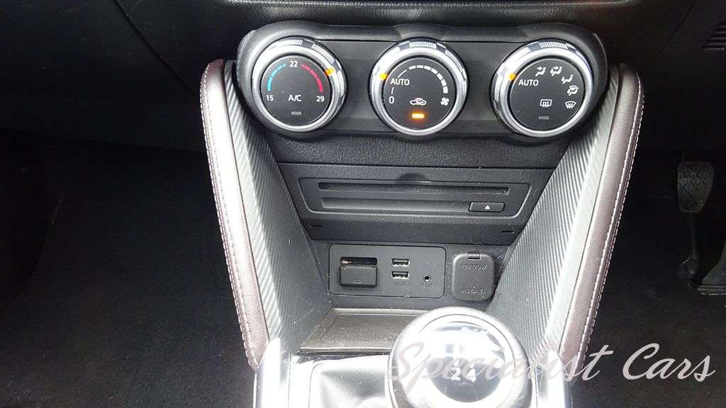 2017 MAZDA MAZDA2 2017 MAZDA MAZDA2