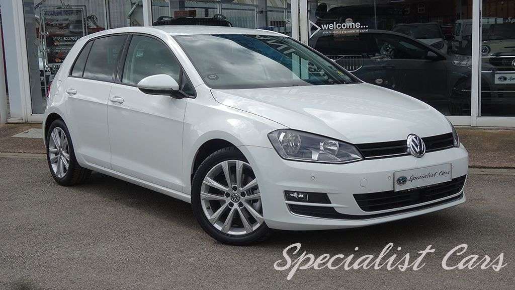 A 2014 VOLKSWAGEN GOLF 2.0 TDI BlueMotion Tech GT Hatchback 5dr Diesel DSG Euro 5 (s/s) (150 ps) A 2014 VOLKSWAGEN GOLF 2.0 TDI BlueMotion Tech GT Hatchback 5dr Diesel DSG Euro 5 (s/s) (150 ps)