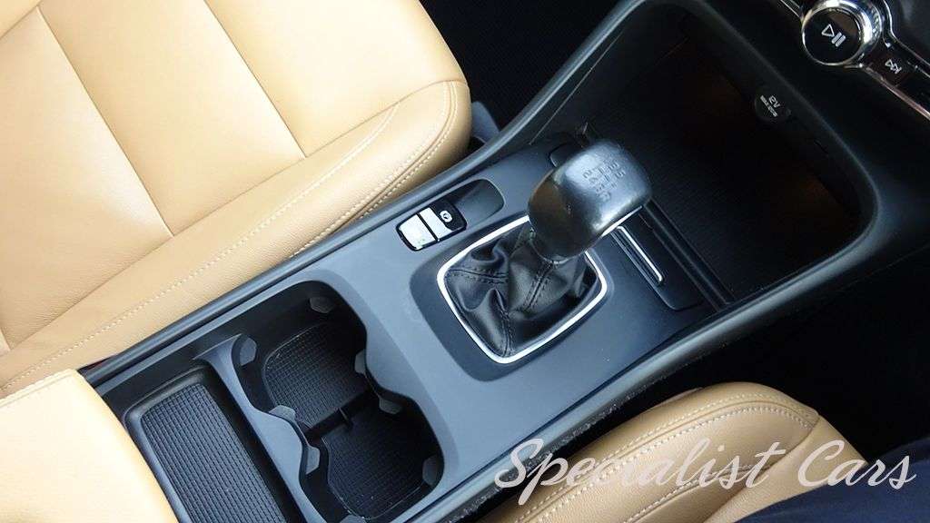 2019 VOLVO XC40 2019 VOLVO XC40