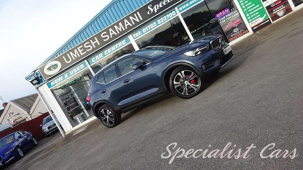 2019 VOLVO XC40 2019 VOLVO XC40