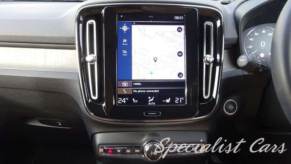 2019 VOLVO XC40 2019 VOLVO XC40